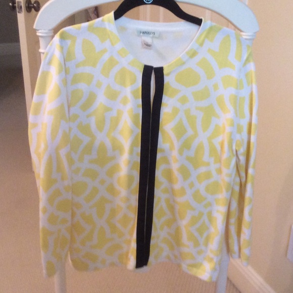 Light weight sweater/ cardigan