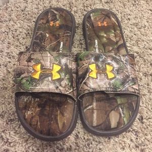 Camo Underarmor Slide Ons