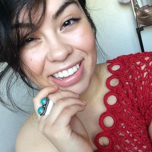 Meet your Posher, Jenifer