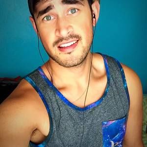 Meet your Posher, Luis