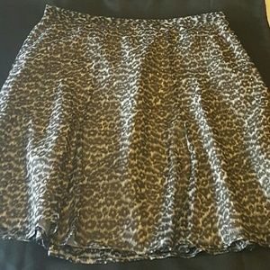 Jaclyn Smith skirt