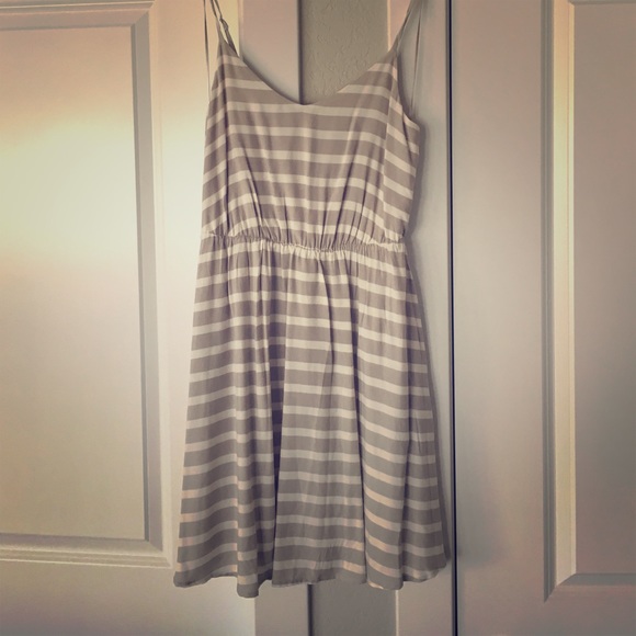 Adorable grey striped Lauren Conrad dress