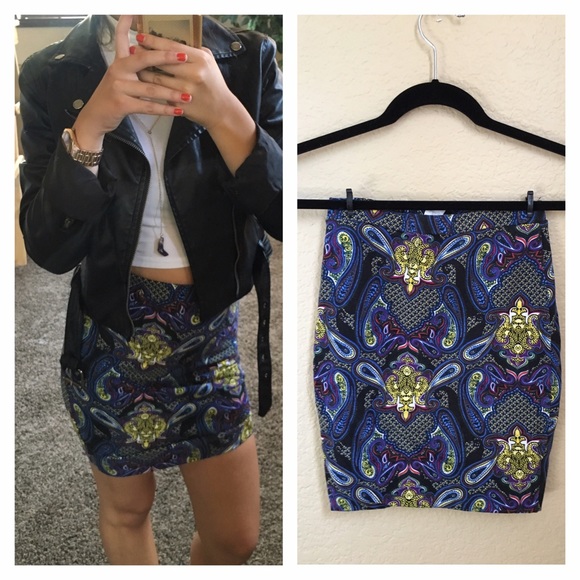 NORDSTROM PENCIL SKIRT