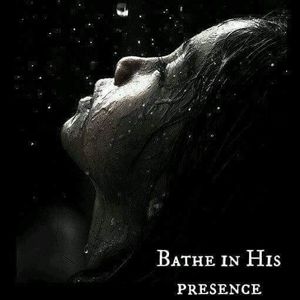 Meet your Posher, Ebony