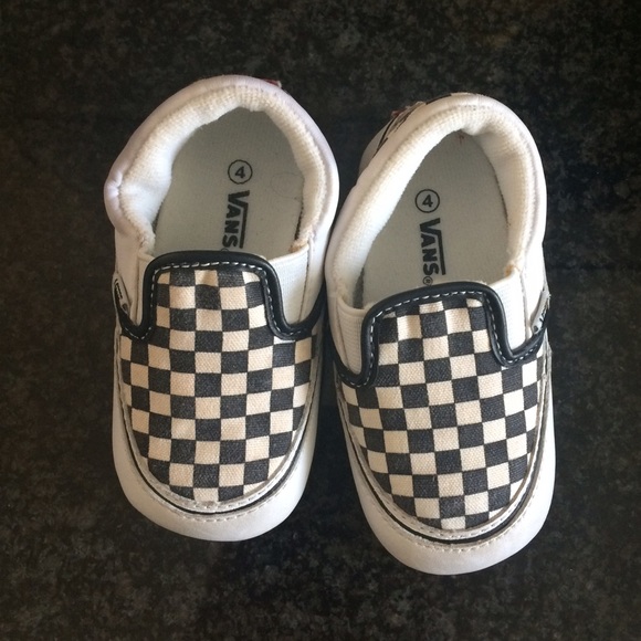 Infant Vans slip ons. Size 4