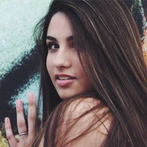 Meet your Posher, Yara