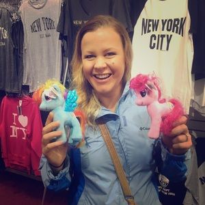 Meet your Posher, Dana