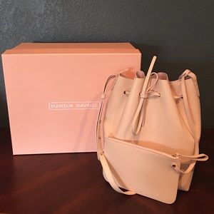 Slightly use bucket bag