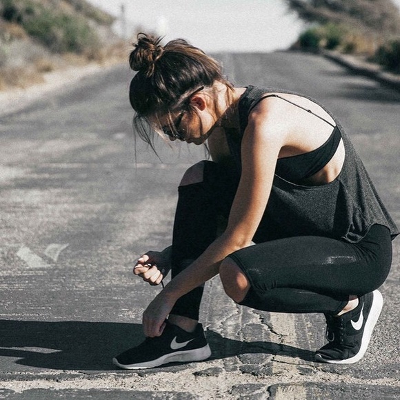 Meet your Posher, Mia - Picture 2 of 4