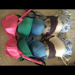 Bra Bundle - Clavin Klein and 1 Betsy Johnson