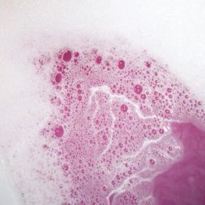 Meet your Posher, Chloe