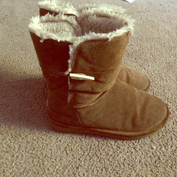 Bearpaw boots