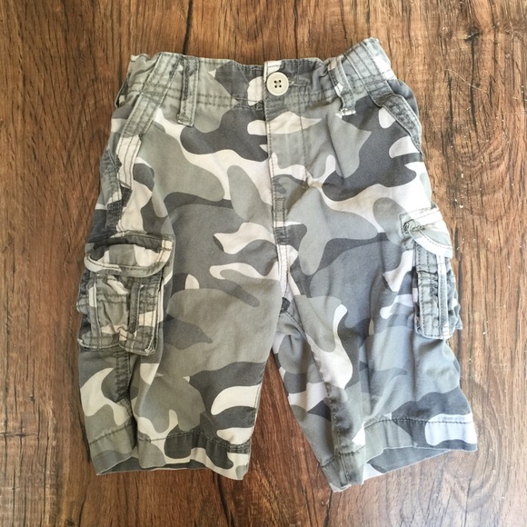 Camouflage cargo shorts