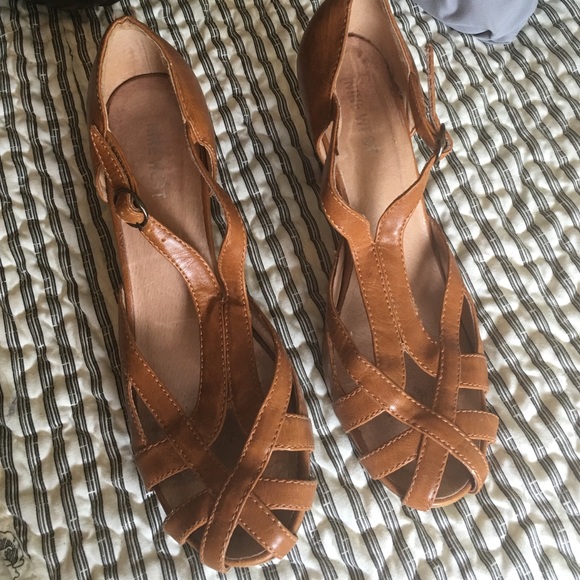 Nine West peep toes