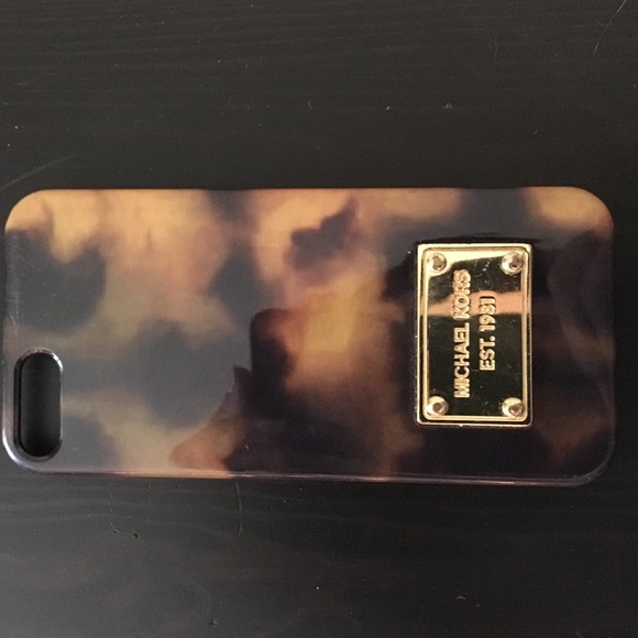 Michael Kors iPhone 4 case - Picture 2 of 3