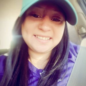 Meet your Posher, Zoila