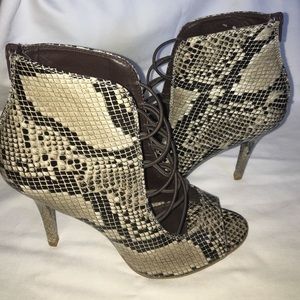 Faux snake skin heels.