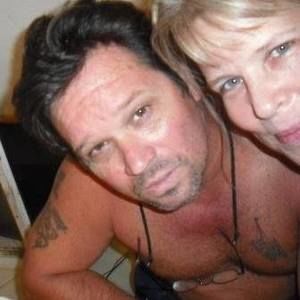 Meet your Posher, Lois