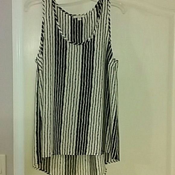 Black and white tunic tank