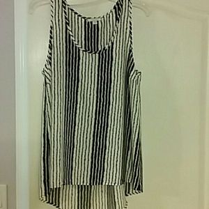 Black and white tunic tank