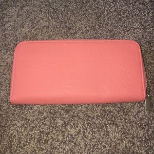 Peach Wallet