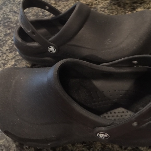 🐊crocs skid resistant unisex🐊❤️