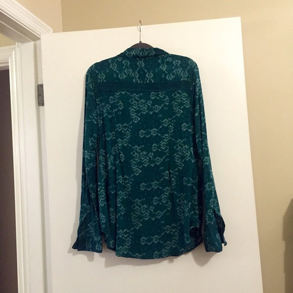 Green Button-Down Shirt, Lace Accents - Picture 2 of 4