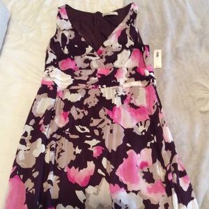 Cute floral maxi dress.