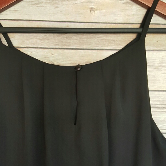 Classy black dress! - Picture 3 of 6