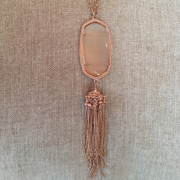 Kendra Scott Peach and Rose Gold Rayne Necklace