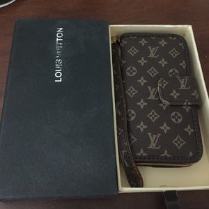 Louis Vuitton cell phone case/Id holder