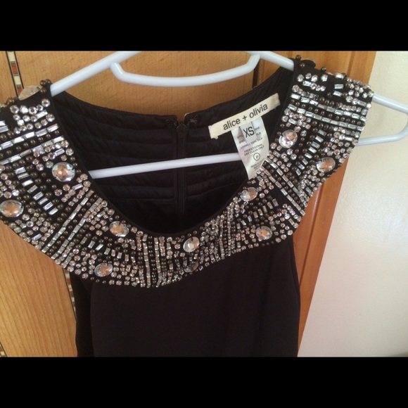 Alice and olivia black dress xs - Picture 2 of 4