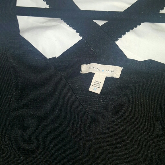 Silence + noise UO cross back swing dress - Picture 2 of 2