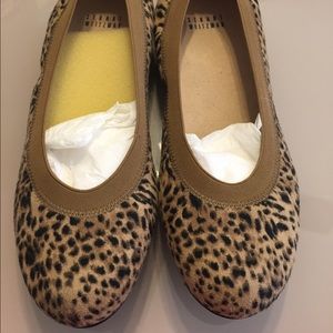 Stuart Weitzman leopard flats, pristine condition!