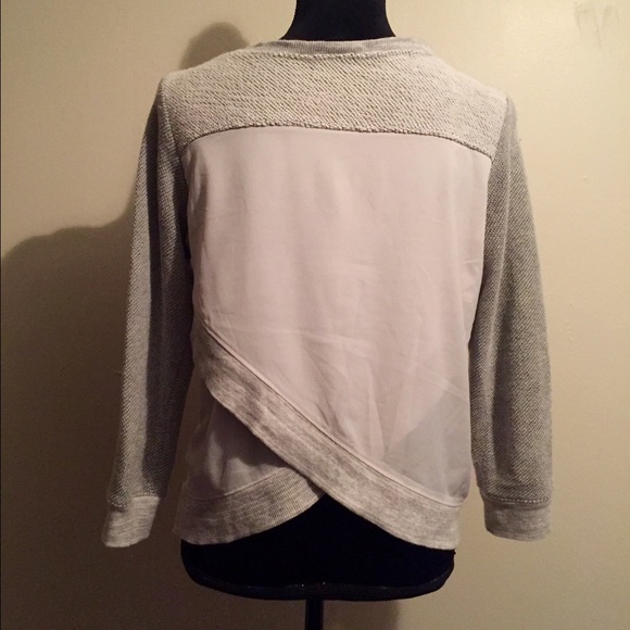 American Eagle Sweater - Picture 2 of 3