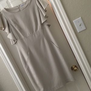 Taupe dress with short ruffled sleeves