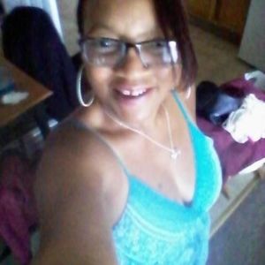 Meet your Posher, Deena