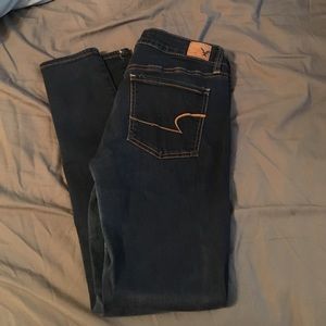 Dark skinny jegging super stretch