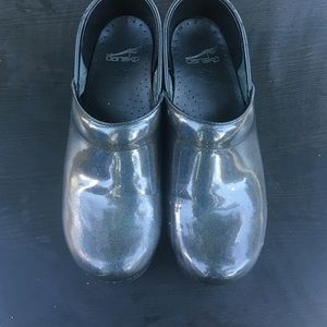 Dansko nursing shoes.