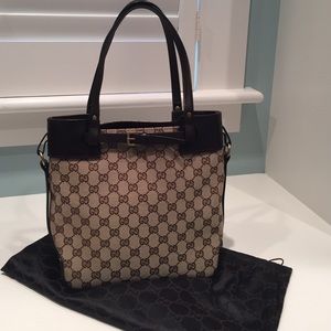 Gucci tote.