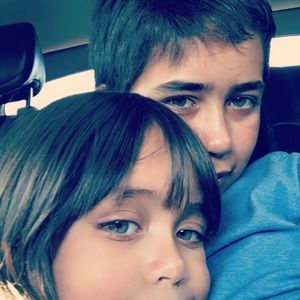 Meet your Posher, Claudia