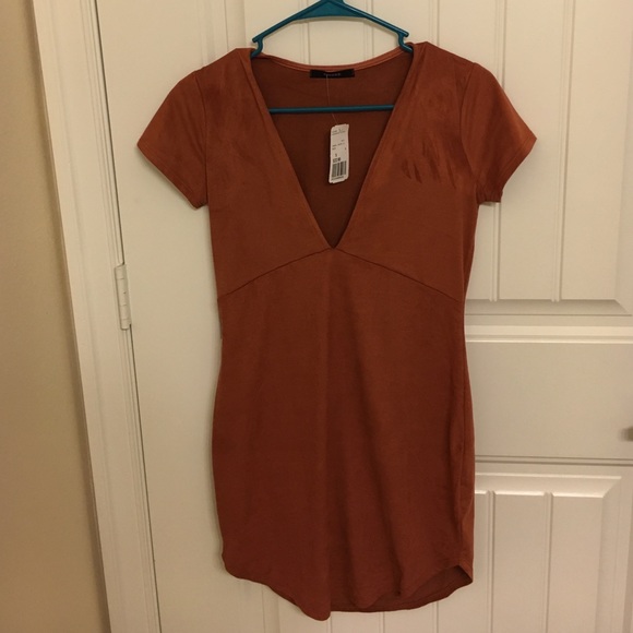 Curved hem suede dress from Forever 21! - Picture 2 of 3