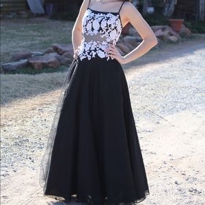 Jovani Formal Gown