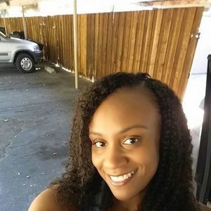 Meet your Posher, Akele