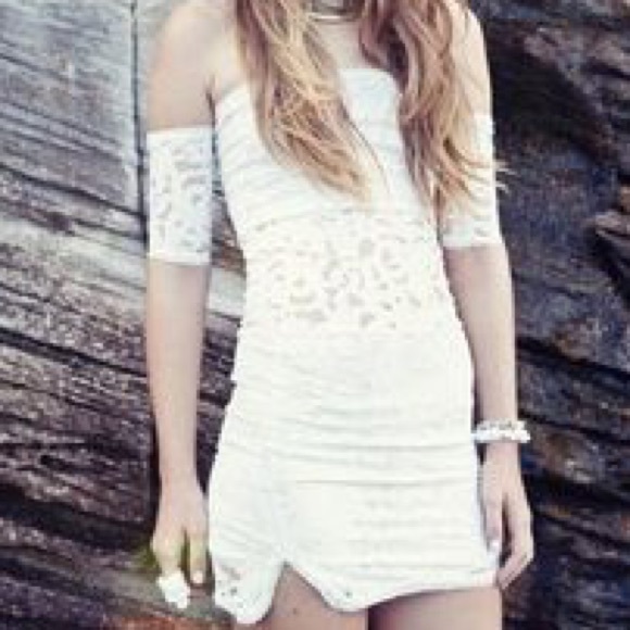 Somedays Lovin white dress WORN ONCE SIZE M