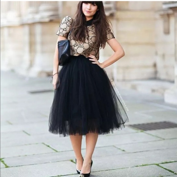 🚨SOLD🚨Black Tulle Tutu Skirt💕 - Picture 2 of 3