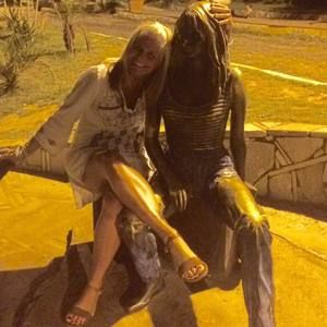 Meet your Posher, Rebecca