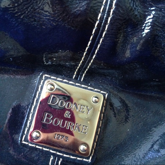 NWT Dooney & Bourke Charcoal Small Chiara Bag - Picture 2 of 4