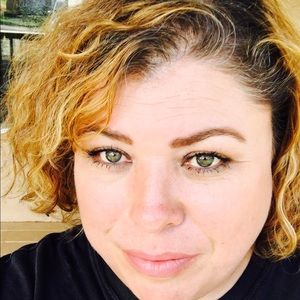 Meet your Posher, Esther