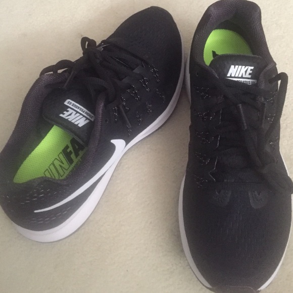 Nike Zoom Pegasus 33 - brand new